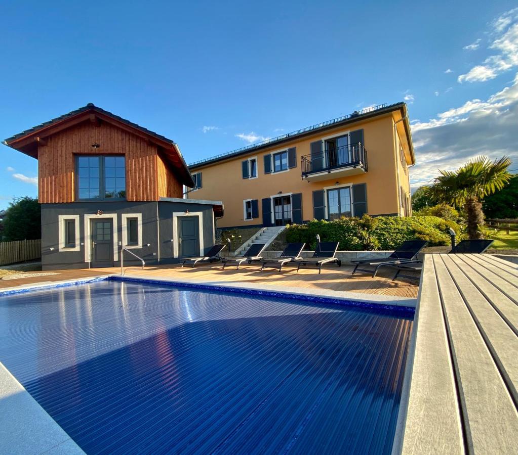 Landhaus Waltersdorf - Pool & Wellness باد سشاندو المظهر الخارجي الصورة